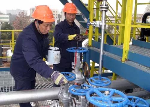 工廠的工人告訴你，應該怎么安裝閥門（1）-