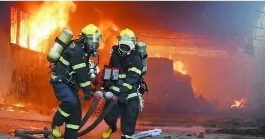 復(fù)工之際多家工廠發(fā)生爆炸事故，如何提升安全生產(chǎn)水平？